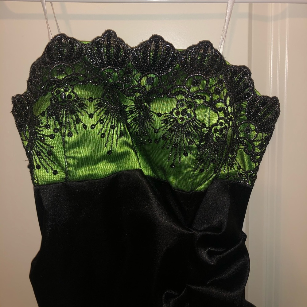 Prom Dress - Picture 3 of 4